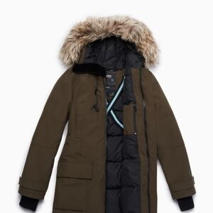 Aritzia Golden Down Parka Waterproof Goose Down Winter Coat XXS